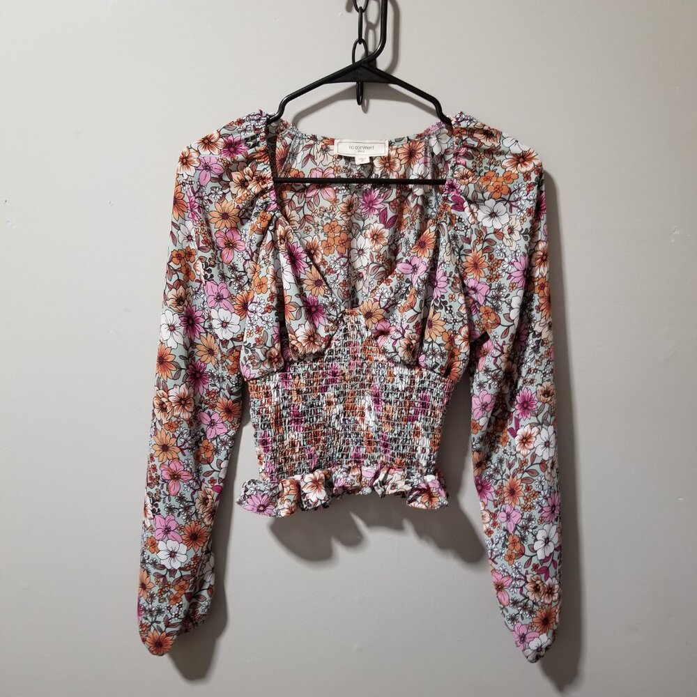 no comment Floral V Neck Crop Top Smocked Front Medium